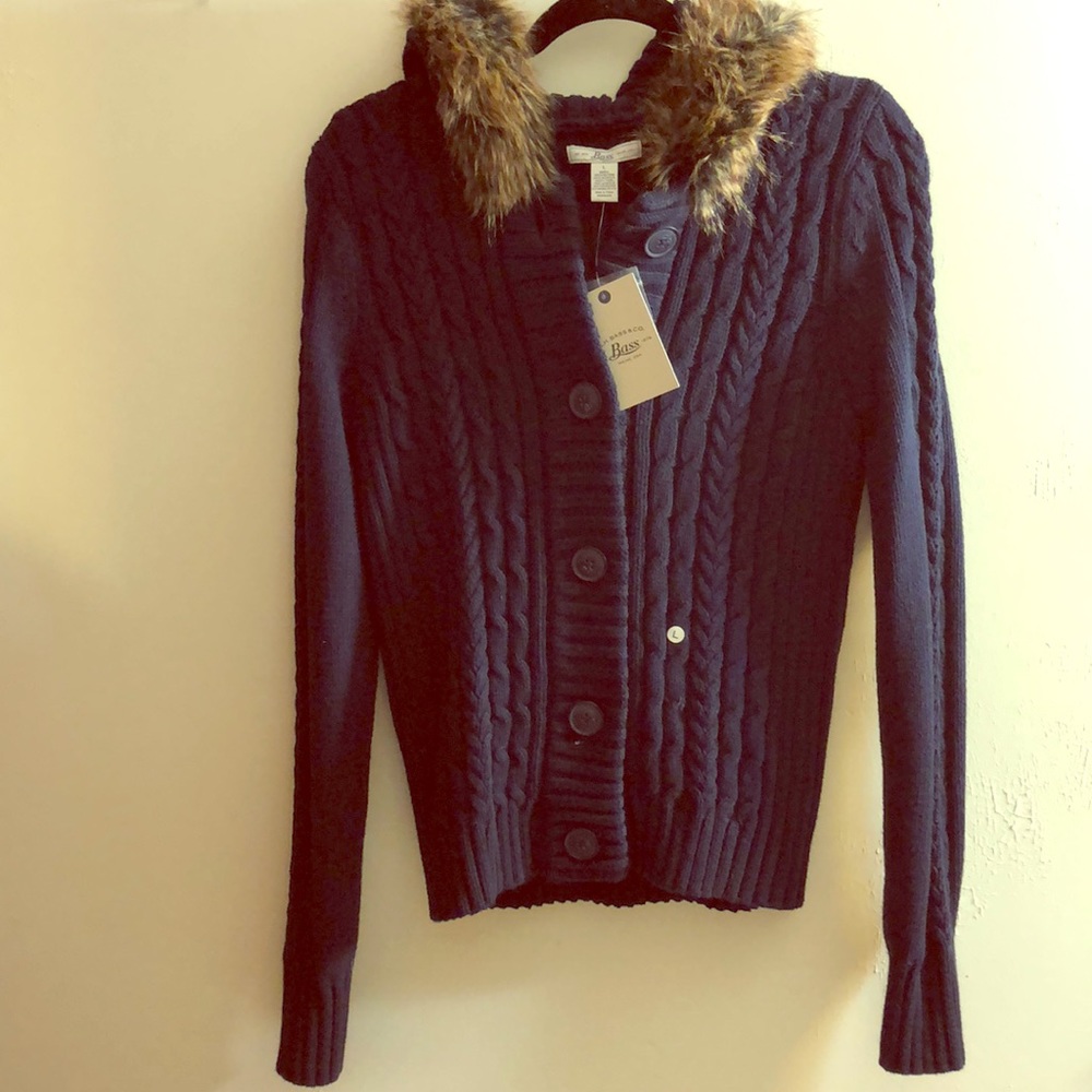 NWT Bass Navy Blue Sweater